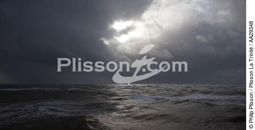 Pertuis de Maumuson - © Philip Plisson / Plisson La Trinité / AA29348 - Nos reportages photos - Lumière