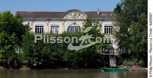 Libourne - © Philip Plisson / Plisson La Trinité / AA29367 - Photo Galleries - From Royan to Bordeaux