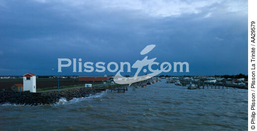 Port-du-Bec - © Philip Plisson / Plisson La Trinité / AA29579 - Nos reportages photos - Port
