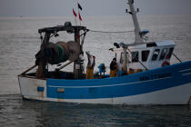 Pêche au Maigre dans l'estuaire de la Gironde © Philip Plisson / Plisson La Trinité / AA29588 - Nos reportages photos - Pêche