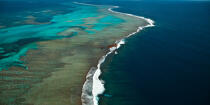 Nouvelle-Caledonie © Philip Plisson / Plisson La Trinité / AA29685 - Nos reportages photos - Cimetière marin