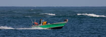 Pêcheurs du Cap Ferret © Philip Plisson / Plisson La Trinité / AA29714 - Nos reportages photos - Pêche côtière