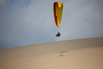 The dune du Pilat © Philip Plisson / Plisson La Trinité / AA29748 - Photo Galleries - Non-nautical sports