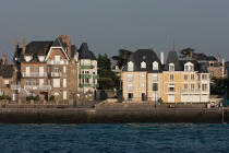 Habitation devant le Sillon à Saint-Malo. © Philip Plisson / Plisson La Trinité / AA29858 - Nos reportages photos - Saint-Malo