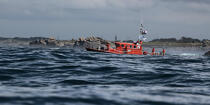 Lifeboat to Argenton © Philip Plisson / Plisson La Trinité / AA29865 - Photo Galleries - Lifeboat society