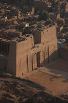 Edfu Temple of Horus in Egypt © Philip Plisson / Plisson La Trinité / AA30062 - Photo Galleries - Temple