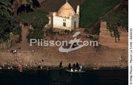 Sur les rives du Nil - © Philip Plisson / Plisson La Trinité / AA30243 - Nos reportages photos - L'Egypte vue du ciel