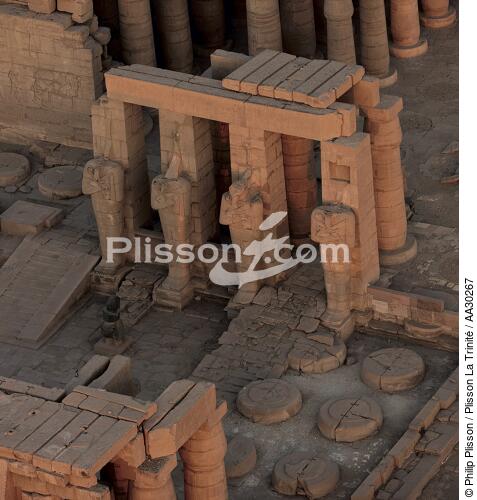 The Ramesseum in Luxor. - © Philip Plisson / Plisson La Trinité / AA30267 - Photo Galleries - Religious monument
