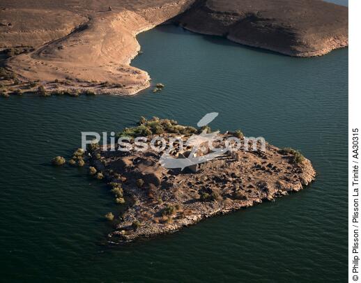 Kasr Ibrim, le seul site de Basse-Nubie à avoir échappé à l'engloutissement. - © Philip Plisson / Plisson La Trinité / AA30315 - Nos reportages photos - Monument religieux