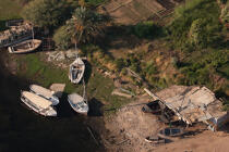 Sur les rives du Nil © Philip Plisson / Plisson La Trinité / AA30380 - Nos reportages photos - Felouque