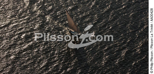 Sur le Nil. - © Philip Plisson / Plisson La Trinité / AA30428 - Nos reportages photos - Lumière