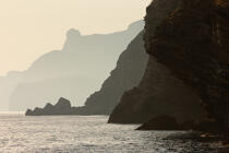 The cliffs of Cap de l'Aigle in La Ciotat [AT] © Philip Plisson / Plisson La Trinité / AA31281 - Photo Galleries - Ciotat [La]