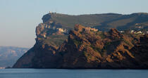 The cliffs of Cap de l'Aigle in La Ciotat [AT] © Philip Plisson / Plisson La Trinité / AA31314 - Photo Galleries - Bouches du Rhône