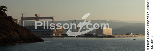 La Ciotat - © Philip Plisson / Plisson La Trinité / AA31318 - Nos reportages photos - De Marseille à Hyères