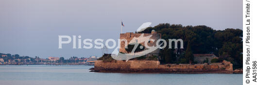 Le fort de Balaguier à La Seyne sur mer - © Philip Plisson / Plisson La Trinité / AA31586 - Nos reportages photos - De Marseille à Hyères