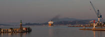 Ferry dans le port de Toulon © Philip Plisson / Plisson La Trinité / AA31716 - Nos reportages photos - De Marseille à Hyères