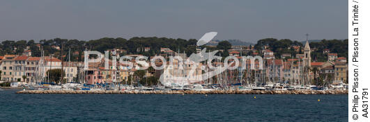 Sanary-sur-mer - © Philip Plisson / Plisson La Trinité / AA31791 - Nos reportages photos - De Marseille à Hyères