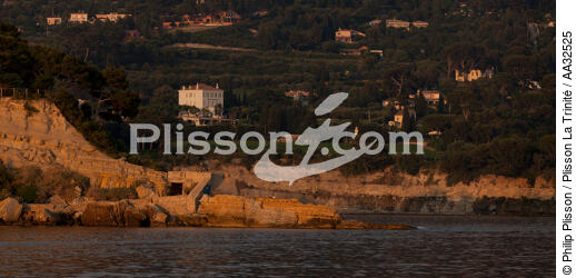 Cassis - © Philip Plisson / Plisson La Trinité / AA32525 - Nos reportages photos - De Marseille à Hyères