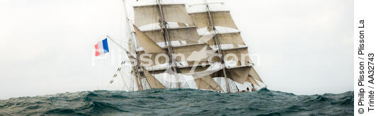 The Belem between Groix and Belle-Ile [AT] - © Philip Plisson / Plisson La Trinité / AA32743 - Photo Galleries - Tall ships