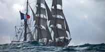 The Belem between Groix and Belle-Ile [AT] © Philip Plisson / Plisson La Trinité / AA32746 - Photo Galleries - Tall ship / Sailing ship