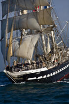 The Belem between Groix and Belle-Ile [AT] © Philip Plisson / Plisson La Trinité / AA32759 - Photo Galleries - Tall ships