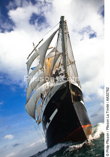 Le Belem entre Groix et Belle-Ile - © Philip Plisson / Plisson La Trinité / AA32762 - Nos reportages photos - Marine nationale