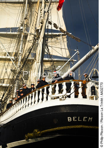 The Belem between Groix and Belle-Ile [AT] - © Philip Plisson / Plisson La Trinité / AA32770 - Photo Galleries - Tall ships