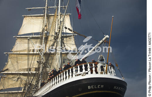 The Belem between Groix and Belle-Ile [AT] - © Philip Plisson / Plisson La Trinité / AA32771 - Photo Galleries - Three masts