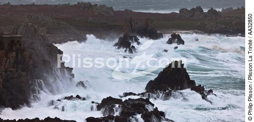 La tempête Joachim sur les côtes bretonnes. - © Philip Plisson / Plisson La Trinité / AA32850 - Nos reportages photos - Finistère