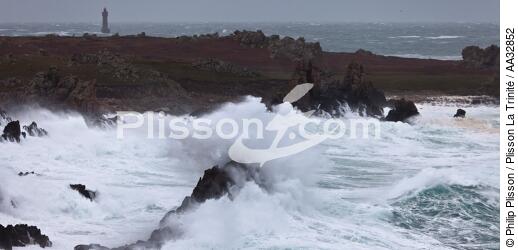 La tempête Joachim sur les côtes bretonnes. - © Philip Plisson / Plisson La Trinité / AA32852 - Nos reportages photos - Phare [29]