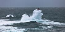 La tempête Joachim sur les côtes bretonnes. © Philip Plisson / Plisson La Trinité / AA32854 - Nos reportages photos - Phare [29]