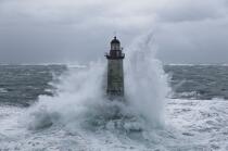 La tempête Joachim sur les côtes bretonnes. © Philip Plisson / Plisson La Trinité / AA32865 - Nos reportages photos - Vague