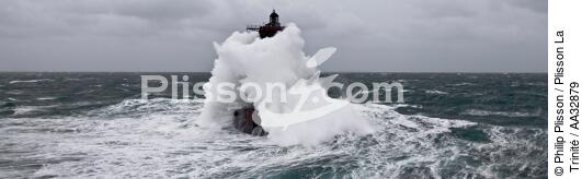 The storm Joachim on the Brittany coast. [AT] - © Philip Plisson / Plisson La Trinité / AA32879 - Photo Galleries - French Lighthouses