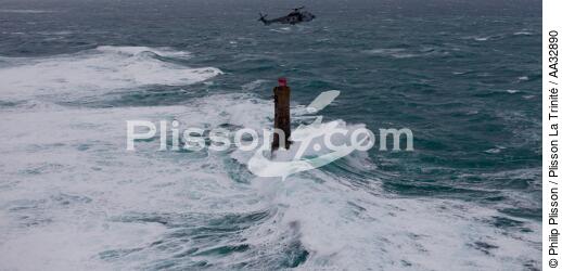 The storm Joachim on the Brittany coast. [AT] - © Philip Plisson / Plisson La Trinité / AA32890 - Photo Galleries - Finistère