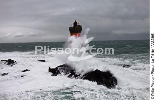 The storm Joachim on the Brittany coast. [AT] - © Philip Plisson / Plisson La Trinité / AA32895 - Photo Galleries - Sea
