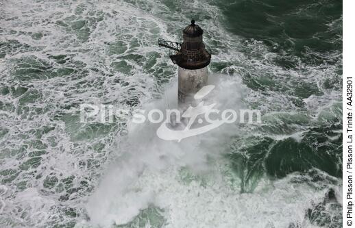 The storm Joachim on the Brittany coast. [AT] - © Philip Plisson / Plisson La Trinité / AA32901 - Photo Galleries - Ar-men