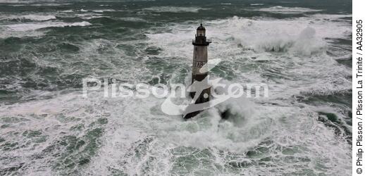 The storm Joachim on the Brittany coast. [AT] - © Philip Plisson / Plisson La Trinité / AA32905 - Photo Galleries - French Lighthouses