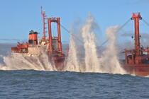 The wreck of TK Bremen, the open sea [AT] © Philip Plisson / Plisson La Trinité / AA33142 - Photo Galleries - Pollution