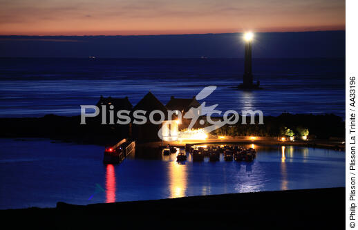 La Hague cap - © Philip Plisson / Plisson La Trinité / AA33196 - Photo Galleries - Lighthouse [50]