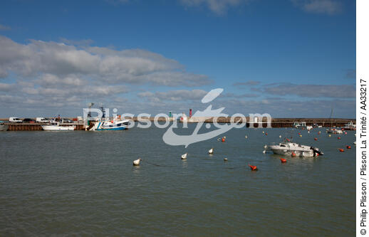 Port en Bessin - © Philip Plisson / Plisson La Trinité / AA33217 - Nos reportages photos - Normandie