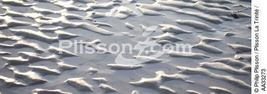 Low tide - © Philip Plisson / Plisson La Trinité / AA33273 - Photo Galleries - Sand