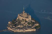 Mont-Saint-Michel © Philip Plisson / Plisson La Trinité / AA33425 - Photo Galleries - High tide
