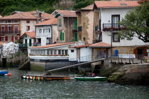 Pasajes chanel © Philip Plisson / Plisson La Trinité / AA33566 - Photo Galleries - Town [Basque Country]
