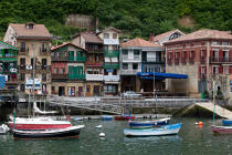 Pasajes chanel © Philip Plisson / Plisson La Trinité / AA33570 - Photo Galleries - Town [Basque Country]