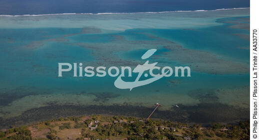 L'île Sainte-Marie - © Philip Plisson / Plisson La Trinité / AA33770 - Nos reportages photos - Port