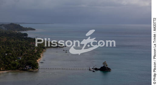 L'île Sainte-Marie - © Philip Plisson / Plisson La Trinité / AA33772 - Nos reportages photos - Ponton