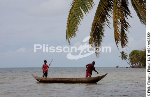 Ile Sainte-Marie, Madagascar - © Philip Plisson / Plisson La Trinité / AA33820 - Nos reportages photos - Materiel de pêche