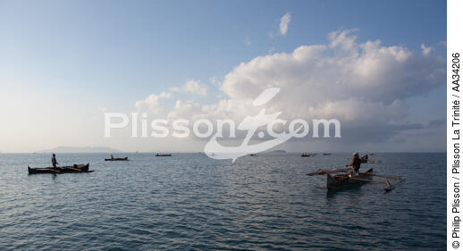 Nosy-Be - © Philip Plisson / Plisson La Trinité / AA34206 - Nos reportages photos - Filet de pêche