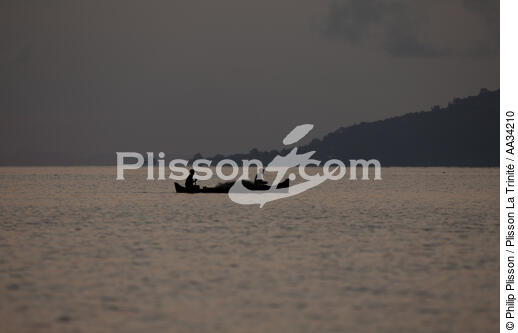 Nosy-Be - © Philip Plisson / Plisson La Trinité / AA34210 - Photo Galleries - Fishing nets