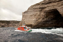 Bonifacio life boat © Philip Plisson / Plisson La Trinité / AA34411 - Photo Galleries - Town [Corsica]